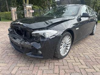 skadebil auto BMW 5-serie 528I High Excutive 2010/6
