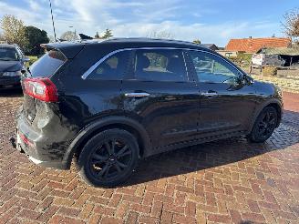 Kia Niro 1.6 GDi Hybrid First Edition picture 7