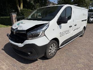 škoda dodávky Renault Trafic 2.0 dCi T29 L2H1 Comfort 88 Kw 2021/12