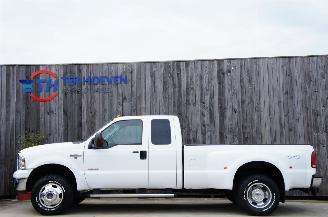 krockskadad bil auto Ford Rocky F350 Super Duty Power Stroke 4X4 Koppelschotel 239KW 2005/12