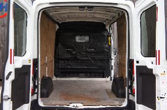 Ford Transit 2.2 TDCi L2H2 Airco Cruise 3-Persoons 74KW Euro 5 picture 8