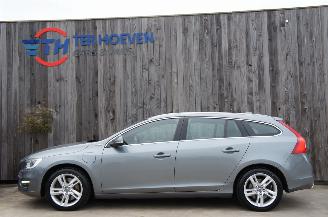 škoda osobní automobily Volvo V-60 2.4 Twin Engine Hybrid D6 AWD Summum Harman Kardon Trekhaak 212KW 2016/9