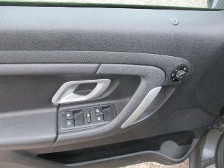 Skoda Roomster 1.6-16V Comfort picture 21