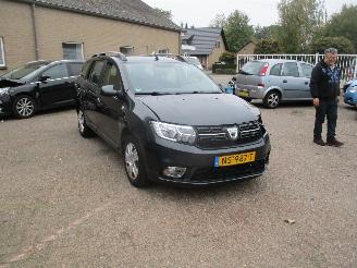 skadebil auto Dacia Logan 0.9 TCe BI-Fuel au REST BPM 400 EURO !!!!!! 2017/4