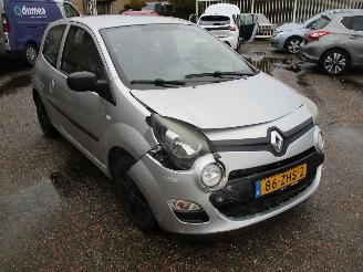 Coche accidentado Renault Twingo 1.2-16v Authentique LPG 2012/11