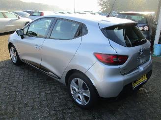 Renault Clio 0.9 TCe Expression 5drs picture 5