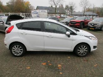 Ford Fiesta 1.0 Style 5drs picture 8