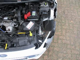 Ford Fiesta 1.0 Style 5drs picture 31