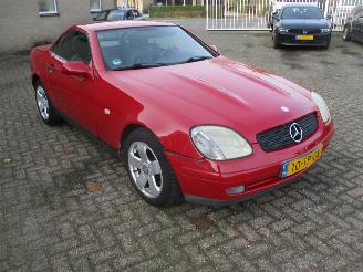 Auto incidentate Mercedes SLK 200 dak werkt prima 1997/7