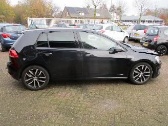 Volkswagen Golf 1.2 TSI HighLine Aut NAP picture 8