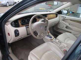 Jaguar X-type 2.0 V6 EXECUTIVE picture 9