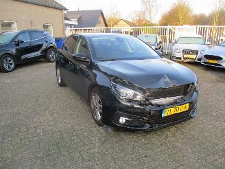 krockskadad bil auto Peugeot 308 1.2 PureT.Blue l.Ex REST BPM 900 EURO !!!! 2018/9