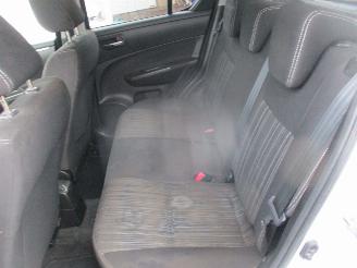 Suzuki Swift 1.2 Exclusive EASSS picture 27