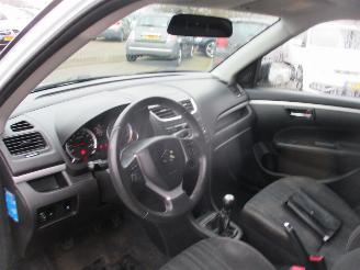 Suzuki Swift 1.2 Exclusive EASSS picture 15