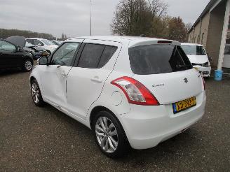 Suzuki Swift 1.2 Exclusive EASSS picture 5