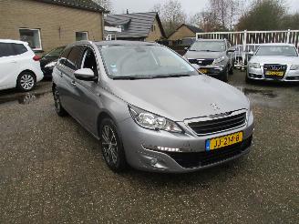 krockskadad bil auto Peugeot 308 1.2 PureTech Style REST BPM 350!!! 2016/3