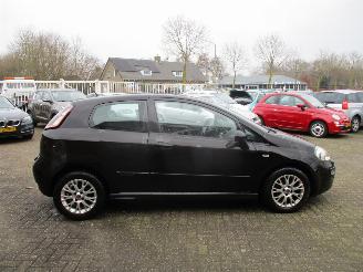 Fiat Punto Evo 1.3 M-Jet Dynamic picture 8