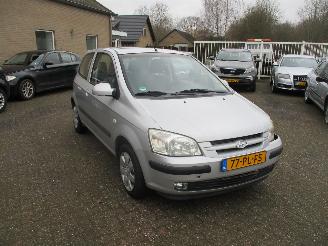damaged passenger cars Hyundai Getz 1.3i GLS Sky 2004/8