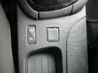 Renault Clio 0.9 TCe Dynamique picture 31