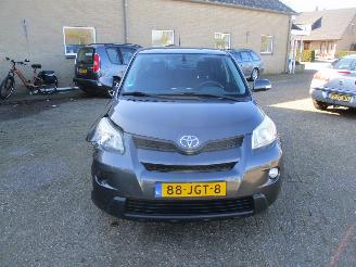 Toyota Urban Cruiser 1.3 VVT-i Dynamic picture 2