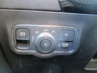 Mercedes GLA 250 4MATIC AMG Line picture 40