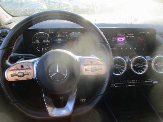 Mercedes GLA 250 4MATIC AMG Line picture 35