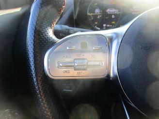 Mercedes GLA 250 4MATIC AMG Line picture 38