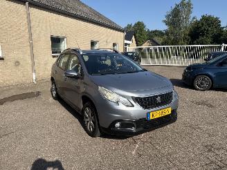 škoda osobní automobily Peugeot 2008 1.2 PureT. Blue Lion REST BPM €600,-!!! 2016/8