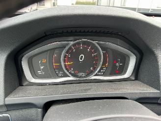 Volvo V-60 2.0 T3 Summum picture 10