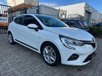 krockskadad bil auto Renault Clio 1.0 TCe Zen 2020/3