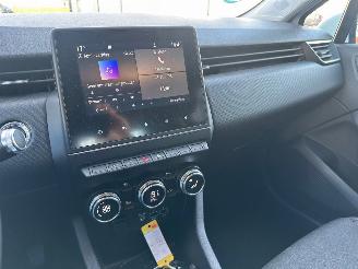 Renault Clio 1.0 TCe Zen picture 13