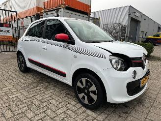 damaged passenger cars Renault Twingo 1.0 SCe Collection 2019/3