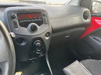 Toyota Aygo 1.0 VVT-i x-now picture 12