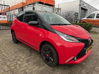 krockskadad bil bedrijf Toyota Aygo 1.0 VVT-i x-cite 2018/1