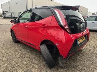 Toyota Aygo 1.0 VVT-i x-cite picture 3