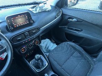 Fiat Tipo 1.6 MultiJet 16v Business picture 11