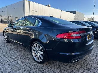 Jaguar XF 2.7D V6 Premium Luxury picture 4