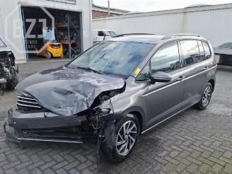 Uttjänta bilar auto Volkswagen Touran Touran (5T1), MPV, 2015 1.4 TSI 2018/5