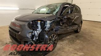 Vrakbiler auto Fiat 500X 500X (334), SUV, 2014 1.5 Hybrid Turbo 16V 2023/7