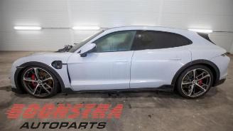 Porsche Taycan Taycan Cross Turismo (Y1B), Combi, 2020 4S Performance Battery Plus picture 2