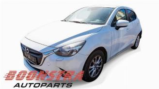 Vrakbiler auto Mazda 2 2 (DJ/DL), Hatchback, 2014 1.5 SkyActiv-G 90 2014/2