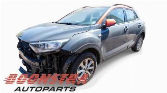 Coche siniestrado Kia Stonic Stonic (YB), SUV, 2017 1.0i T-GDi 12V 2020/11