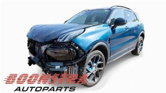 Salvage car Lynk & Co 01 01, SUV, 2018 1.5 PHEV 2022/4