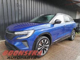 demontáž osobní automobily Renault Austral 1.2 Mild Hybrid Advanced 130 2023/6