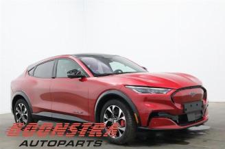 Ford USA Mustang Mustang Mach-E, SUV, 2020 98kWh Extended AWD picture 4