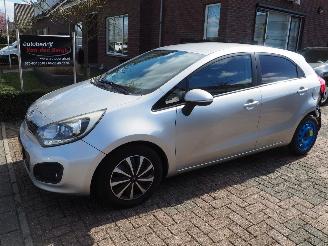 Damaged car Kia Rio 1.2 plus pack 2011/11