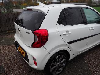 Kia Picanto 1.0 CVVT Design Edition picture 9