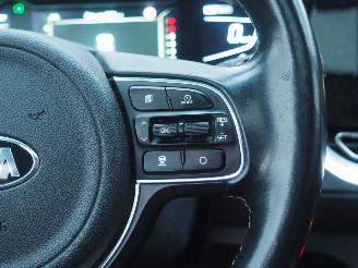 Kia Niro 1.6 GDI Hybrid ExecutiveLine picture 15