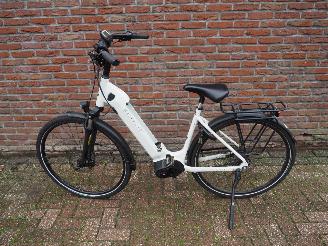 krockskadad bil fiets Kalkhoff  Image Advance 2023/6