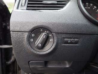 Skoda Octavia 1.6TDI GreenLine BusinessLine picture 24